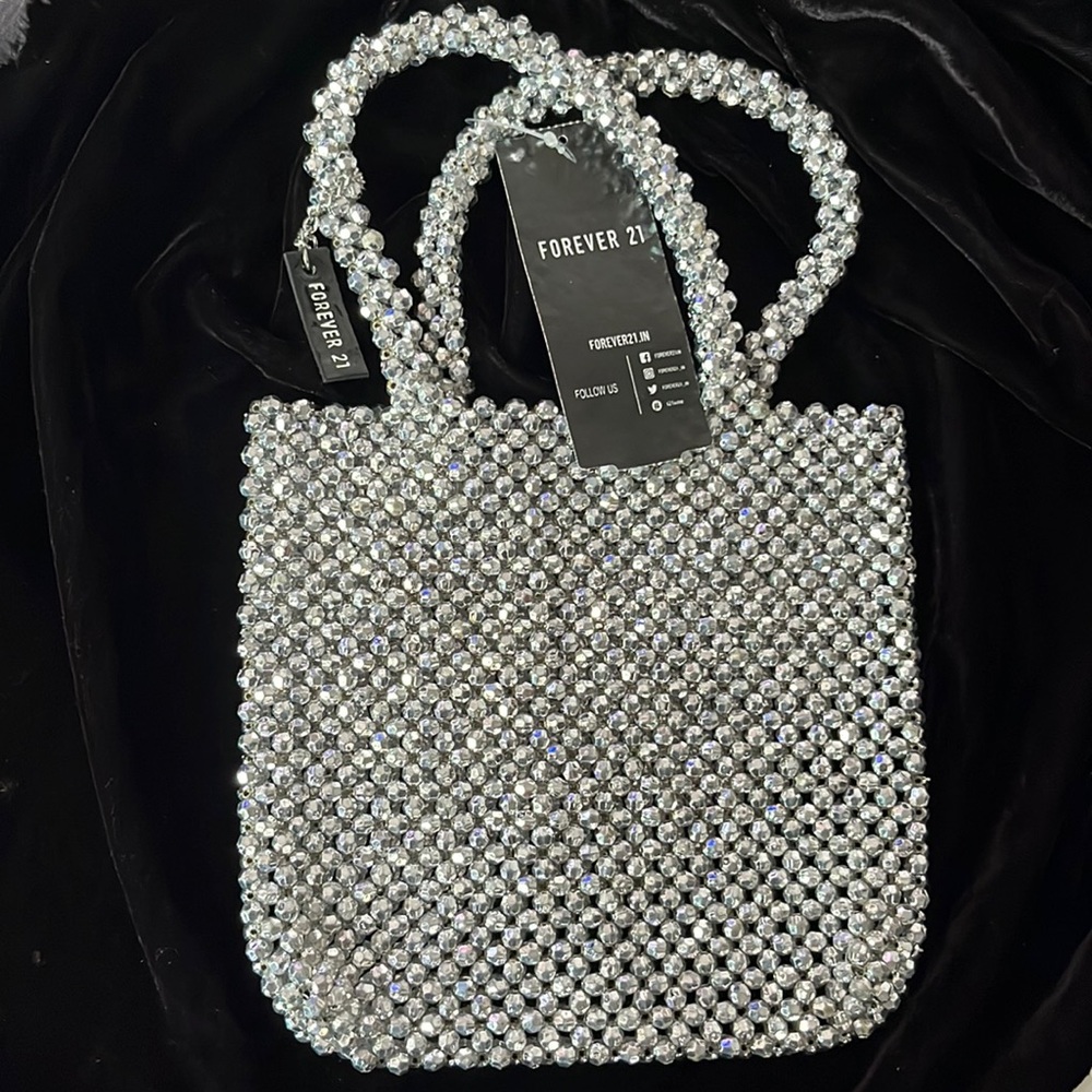 Drop ur offer for original forever 21 accessories - Picture 3 of 6